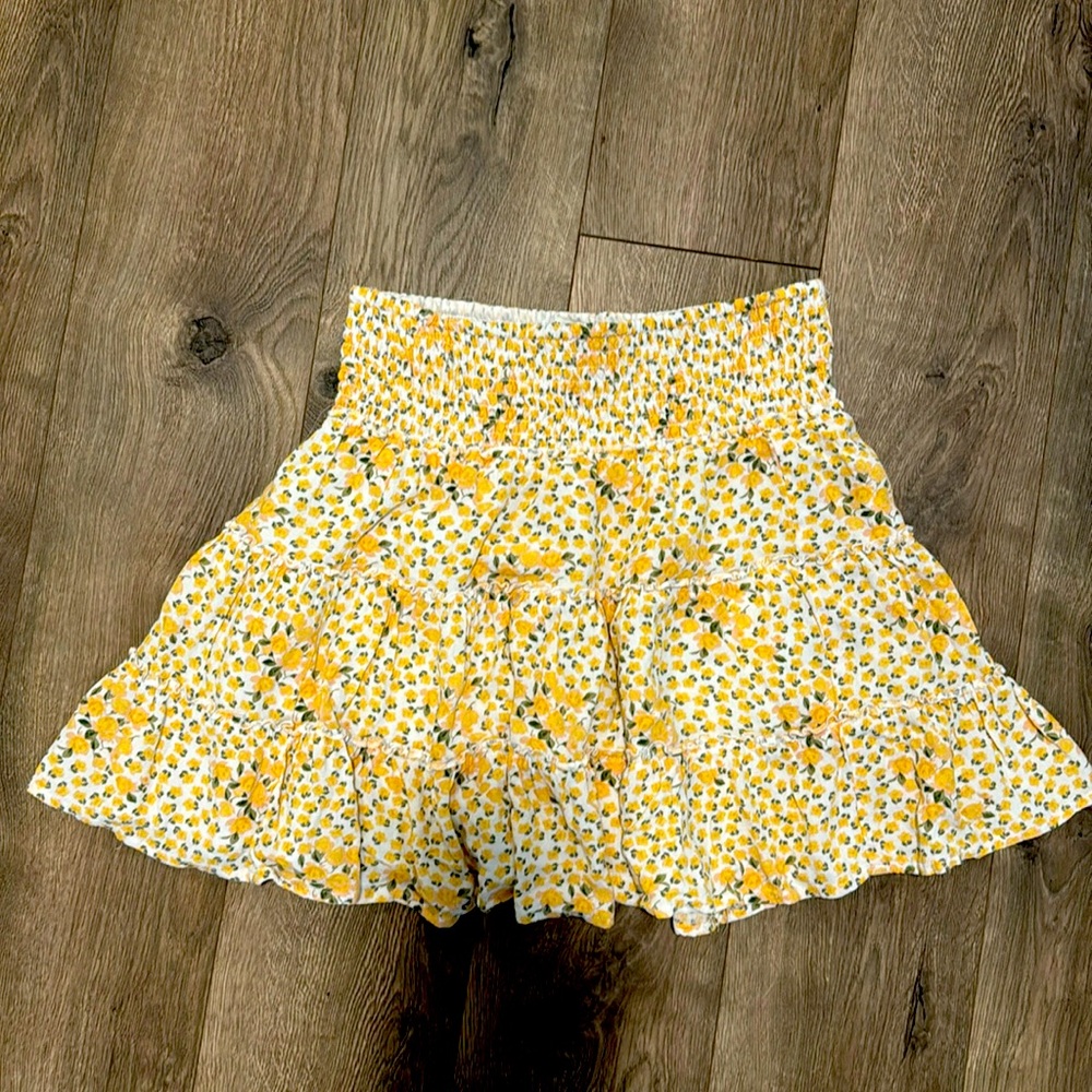 AE skirt